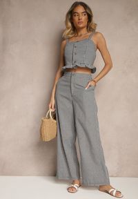 Renee - Czarna Bluzka Top w Kratę z Guzikami i Falbanką Falionna. Okazja: na co dzień. Kolor: czarny. Materiał: jeans. Długość rękawa: na ramiączkach. Wzór: kratka. Sezon: lato. Styl: klasyczny, casual, elegancki #4