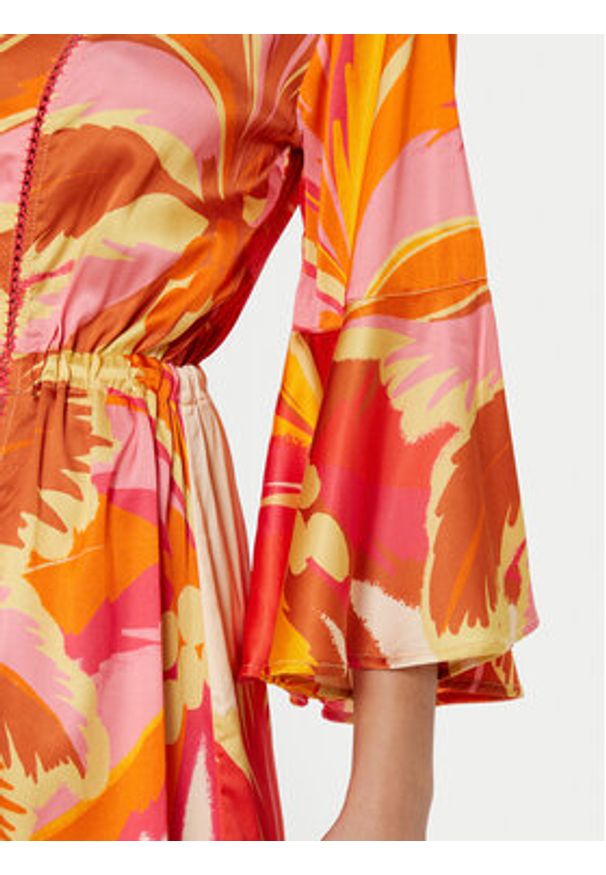 Maaji Sukienka letnia Jungle Palm PT2472CPO007 Pomarańczowy Regular Fit. Kolor: pomarańczowy. Materiał: wiskoza. Sezon: lato