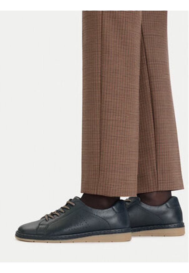 Lasocki Sneakersy CEO-WI23-LYLA-04 Czarny. Kolor: czarny. Materiał: skóra