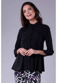 Nommo - Czarna Koszulowa Bluzka z Efektownym Wykończeniem. Kolor: czarny. Materiał: poliester, wiskoza #1