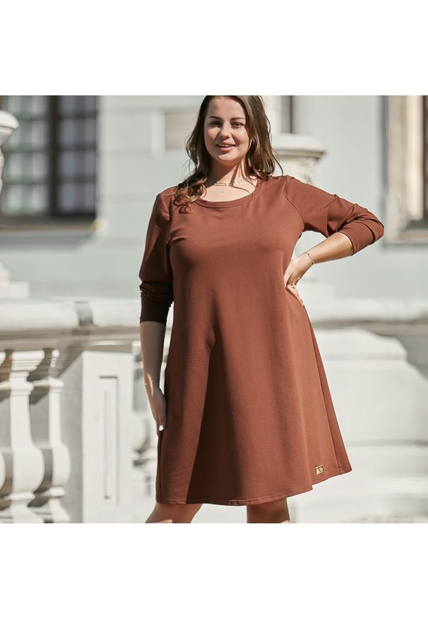 Sukienka dla puszystych Moda Size Plus Iwanek elegancka, na imprezę