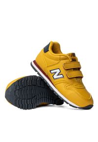 Sneakersy dziecięce żółte New Balance IV500NGN. Okazja: na co dzień, na uczelnię. Zapięcie: rzepy. Kolor: żółty. Materiał: skóra, materiał, guma, zamsz. Szerokość cholewki: normalna. Sport: fitness