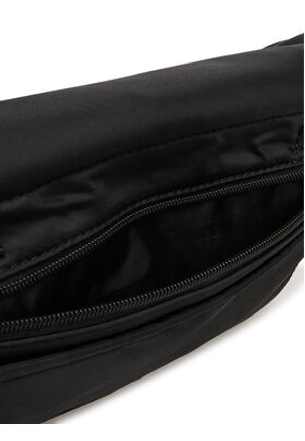 Quiksilver Saszetka QUIC-M-006-07 Czarny. Kolor: czarny. Materiał: materiał