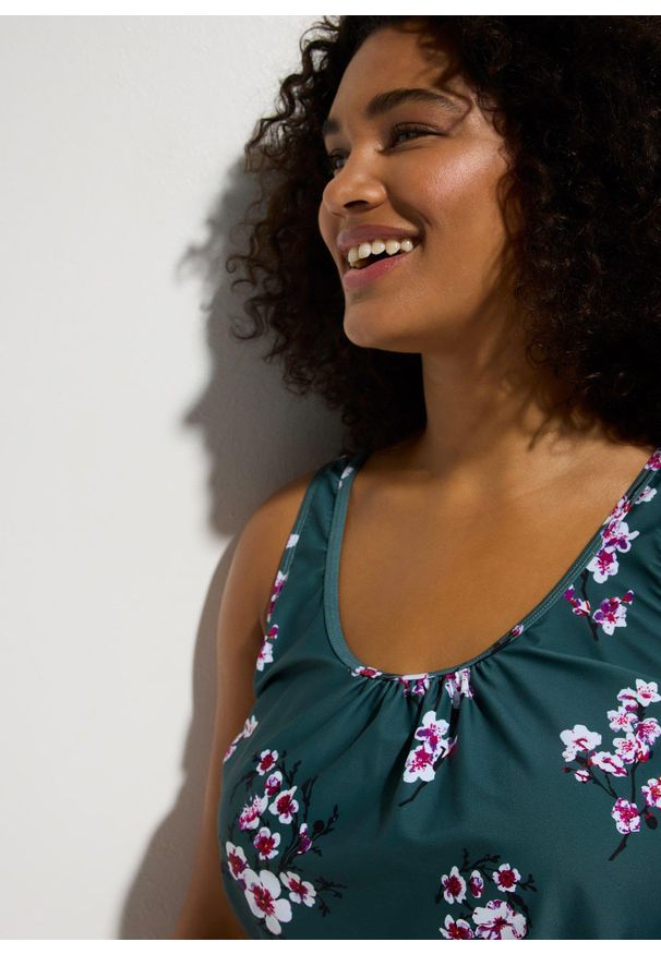 bonprix - Kostium kąpielowy o kroju balonowym. Kolor: zielony. Materiał: poliamid. Wzór: nadruk, kwiaty