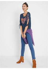 bonprix - Shirt bawełniany cold-shoulder, krótki rękaw. Kolor: niebieski. Materiał: bawełna. Długość rękawa: krótki rękaw. Długość: krótkie. Wzór: nadruk #2