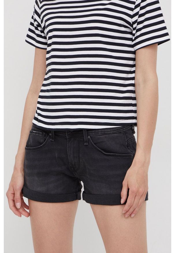 Pepe Jeans szorty jeansowe SIOUXIE damskie kolor czarny gładkie medium waist. Okazja: na co dzień. Kolor: czarny. Materiał: denim. Wzór: gładki. Styl: casual