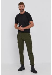 Sisley Spodnie męskie kolor zielony dopasowane. Kolor: zielony. Materiał: tkanina. Wzór: gładki #3
