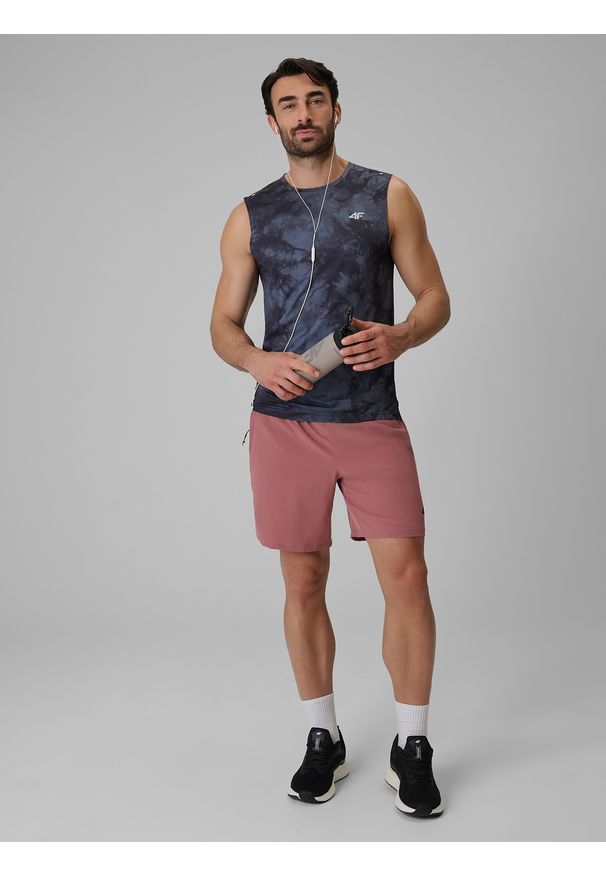 4f - 4F Koszulka treningowa regular szybkoschnąca męska - czarna XL. Kolor: czarny. Materiał: materiał, włókno. Sport: fitness