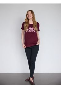 Reserved - T-shirt z nadrukiem - bordowy. Kolor: czerwony. Materiał: bawełna, dzianina. Wzór: nadruk