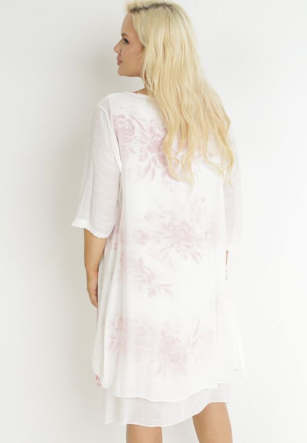 Born2be - Czerwono-Biała Trapezowa Sukienka Midi z Bawełny w Kwiaty i Narzutka Elephira. Kolor: biały. Materiał: bawełna. Długość rękawa: bez rękawów. Wzór: kwiaty. Typ sukienki: trapezowe. Długość: midi