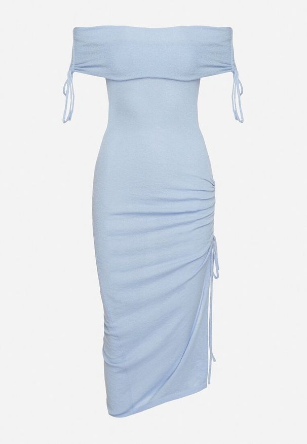 Born2be - Niebieska Sukienka Midi Dopasowana z Hiszpańskim Dekoltem i Rozcięciem Sadille. Kolor: niebieski. Styl: elegancki. Długość: midi