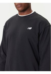 New Balance Bluza Small Logo MT41507 Czarny Relaxed Fit. Kolor: czarny. Materiał: bawełna