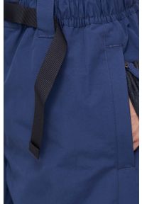 DC spodnie Primo kolor granatowy. Kolor: niebieski. Materiał: tkanina, włókno, materiał. Wzór: ze splotem. Sezon: zima #4