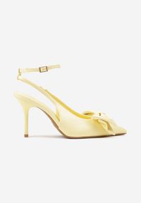 Renee - Żółte Sandały Vices na Szpilce Slingback Ozdobione Kokardą Tilvanea. Okazja: na wesele, na co dzień, na ślub cywilny. Zapięcie: sprzączka. Kolor: żółty. Wzór: aplikacja. Obcas: na szpilce. Styl: casual, elegancki #4