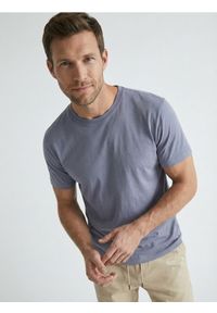 Sinsay - Bawełniana koszulka basic - fioletowy. Kolor: fioletowy. Materiał: bawełna #1