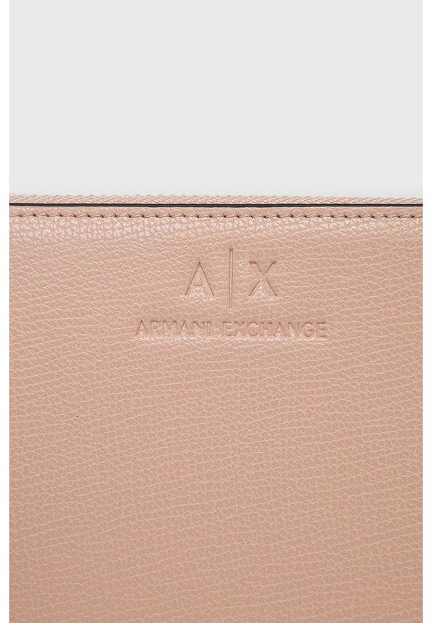 Armani Exchange portfel damski kolor różowy. Kolor: różowy. Materiał: materiał. Wzór: gładki