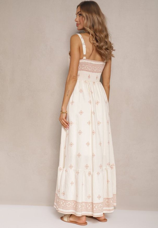 Renee - Beżowa Sukienka z Wiskozą o Rozkloszowanym Kroju na Ramiączkach w Boho Print Leaella. Okazja: na co dzień. Typ kołnierza: dekolt kwadratowy. Kolor: beżowy. Materiał: wiskoza. Długość rękawa: na ramiączkach. Wzór: nadruk. Typ sukienki: rozkloszowane. Styl: boho