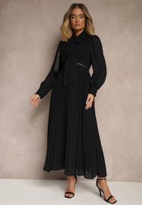 Renee - Czarna Plisowana Sukienka Maxi z Koronką i Paskiem Venila. Kolor: czarny. Materiał: koronka. Wzór: koronka. Długość: maxi #4