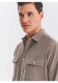 Pako Lorente - PAKO LORENTE - Brązowa koszula sztruksowa z kieszeniami na piersi. Okazja: na co dzień. Kolor: brązowy. Materiał: sztruks. Długość rękawa: długi rękaw. Długość: długie. Sezon: jesień. Styl: casual #5
