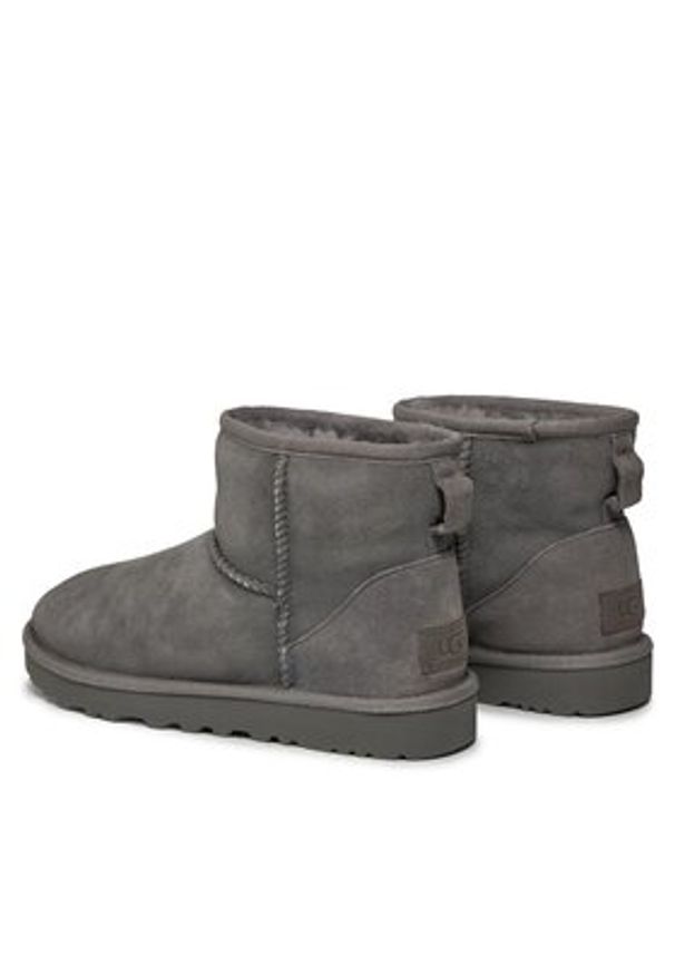Ugg Śniegowce W Classic Mini II 1016222 Szary. Kolor: szary. Materiał: skóra
