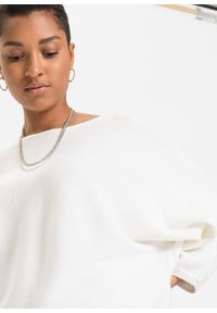 bonprix - Sweter oversize w prążek, z materiału z domieszką wiskozy. Kolor: biały. Materiał: wiskoza, materiał. Wzór: prążki