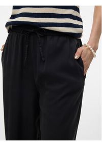 Vero Moda Spodnie materiałowe Bree 10304898 Czarny Loose Fit. Kolor: czarny. Materiał: lyocell #4