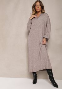 Renee - Beżowa Sweterkowa Sukienka z Wiskozą o Pudełkowym Kroju Ozdobiona Kołnierzykiem Clarinnae. Kolor: beżowy. Materiał: wiskoza. Wzór: aplikacja. Styl: elegancki