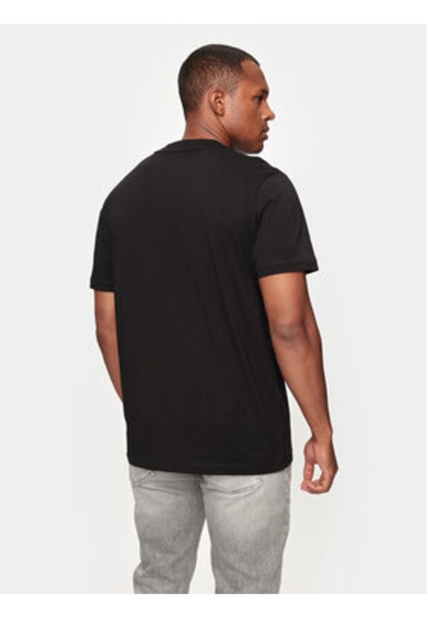 Calvin Klein Jeans T-Shirt Monologo J30J325649 Czarny Regular Fit. Kolor: czarny. Materiał: bawełna