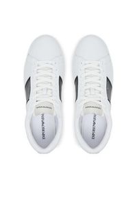Emporio Armani Sneakersy EM003701 AF18017 MZ309 Biały. Kolor: biały. Materiał: skóra