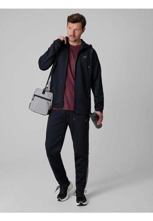 4f - 4F Bluza treningowa regular z kapturem męska - czarna M. Typ kołnierza: kaptur. Kolor: czarny. Materiał: skóra. Długość rękawa: raglanowy rękaw. Styl: sportowy