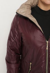 Born2be - Fioletowa Pikowana Kurtka o Prostym Kroju z Kapturem ze Ściągaczami Falesaa. Okazja: na co dzień. Typ kołnierza: kaptur. Kolekcja: plus size. Kolor: fioletowy. Materiał: jeans. Styl: casual, elegancki #5