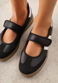 Born2be - Czarne Tenisówki w Stylu Balerinek z Zapięciem na Rzep Talwan. Okazja: na spacer, na co dzień. Zapięcie: rzepy. Kolor: czarny. Materiał: jeans. Styl: casual, elegancki, sportowy #8