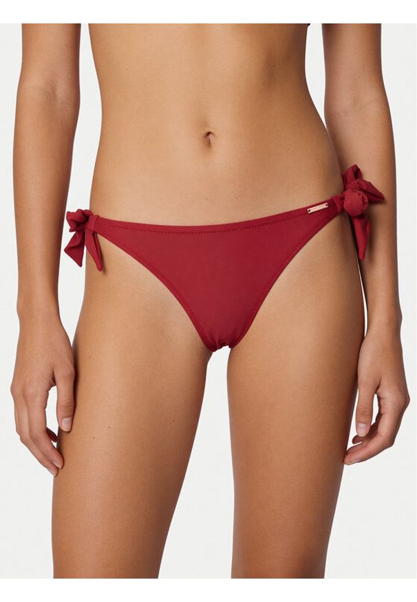 YSABEL MORA - Ysabel Mora Dół od bikini 83449 Czerwony ciemny. Kolor: czerwony. Materiał: syntetyk