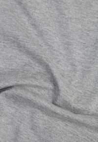 Renee - Ciemnoszary T-shirt Koszulka z Krótkim Rękawem i Okrągłym Dekoltem Tiarella. Kolor: szary. Materiał: jeans. Długość rękawa: krótki rękaw. Długość: krótkie. Wzór: aplikacja. Styl: elegancki, klasyczny #2
