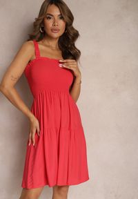 Renee - Czerwona Sukienka na Ramiączkach z Falbanką i Gumką w Pasie Tiamare. Kolor: czerwony. Długość rękawa: na ramiączkach #5