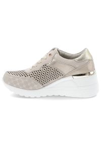 Beżowe Sneakersy S.Barski Stylowe Obuwie Damskie Na Koturnie. Okazja: na co dzień. Zapięcie: sznurówki. Kolor: beżowy. Szerokość cholewki: normalna. Obcas: na koturnie. Styl: elegancki