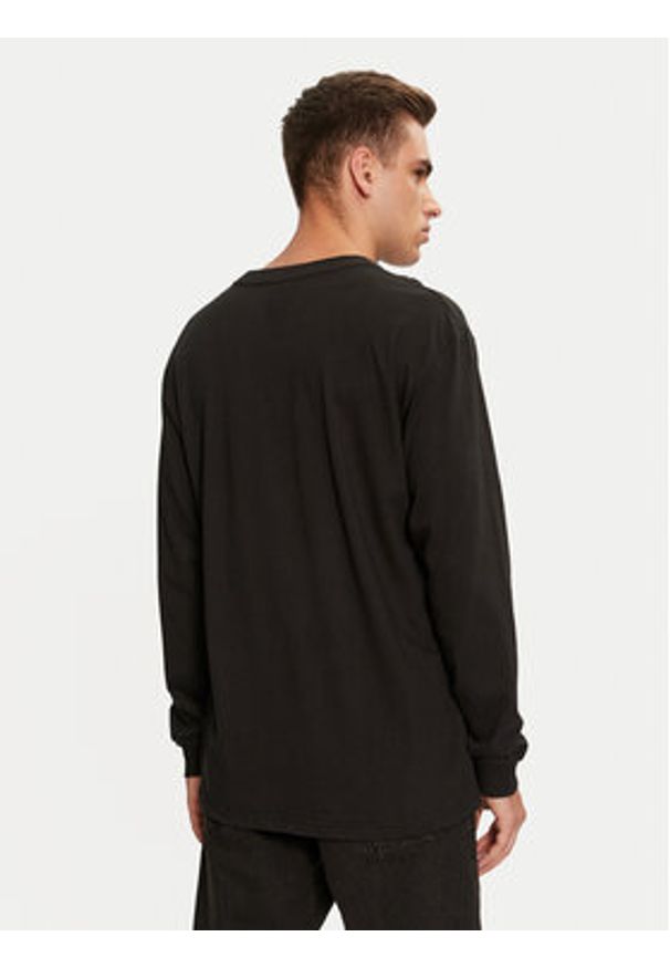DC Longsleeve Star ADYZT05372 Czarny Regular Fit. Kolor: czarny. Materiał: bawełna. Długość rękawa: długi rękaw
