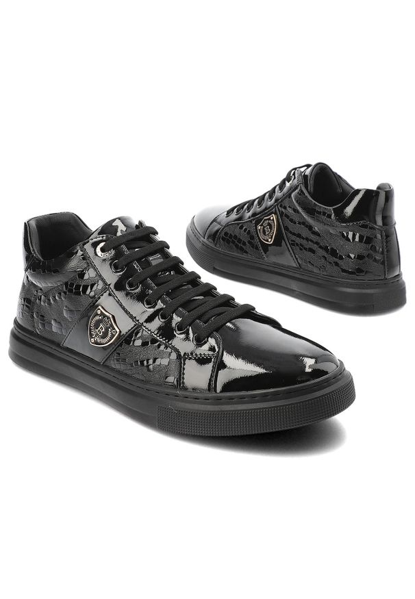 Czarne Sneakersy John Doubare Modne Obuwie Męskie. Okazja: na co dzień. Kolor: czarny. Materiał: skóra, guma