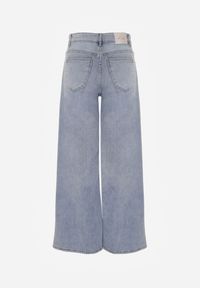 Renee - Niebieskie Jeansy Szerokie w Stylu Boho z Ozdobnym Nadrukiem na Nogawkach Endippe. Okazja: na imprezę. Kolor: niebieski. Wzór: nadruk. Sezon: lato. Styl: boho #4