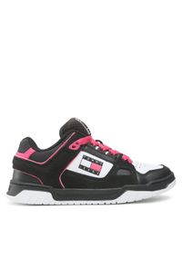 Tommy Jeans Sneakersy Wmn Skate Low EN0EN02053 Czarny. Kolor: czarny. Materiał: skóra