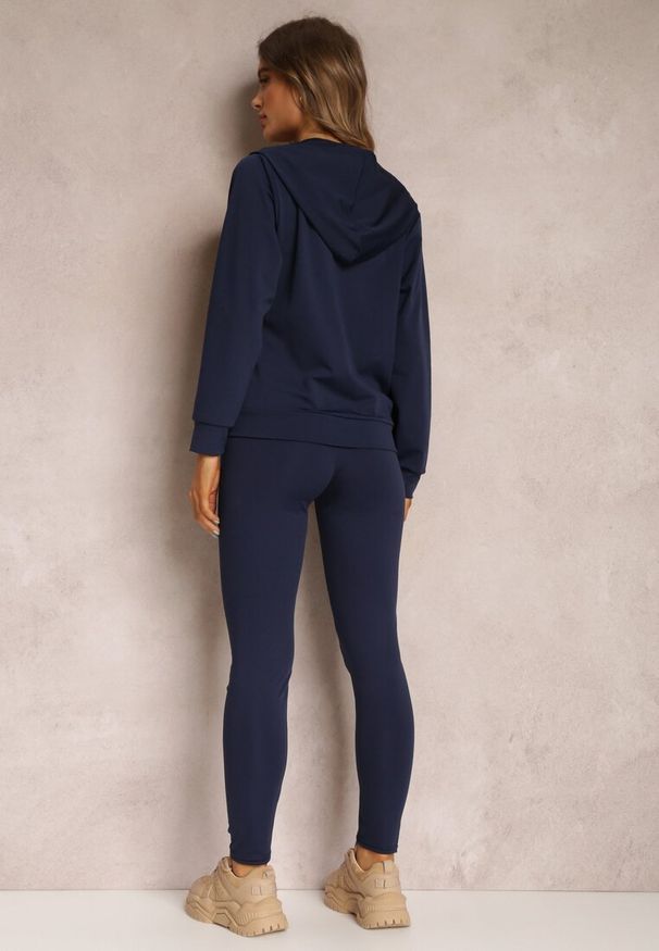 Renee - Granatowy Komplet Dresowy 3-częściowy z Legginsami Bluzą i Topem Heri. Kolekcja: plus size. Kolor: niebieski. Materiał: dresówka. Sport: fitness