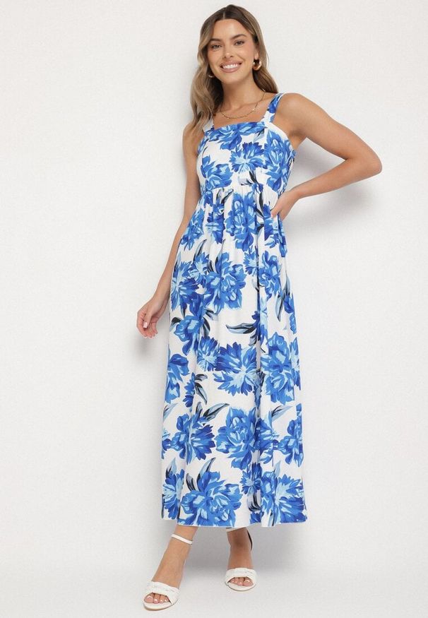 Born2be - Niebieska Rozkloszowana Sukienka z Wiskozą w Kwiatowym Wzór Nilarune. Kolor: niebieski. Materiał: wiskoza. Długość rękawa: na ramiączkach. Wzór: kwiaty. Sezon: lato. Styl: klasyczny