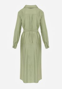 Renee - Zielona Sukienka z Wiskozą o Koszulowym Kroju z Wiązanym Paskiem Rissanni. Kolor: zielony. Materiał: wiskoza. Typ sukienki: koszulowe. Styl: elegancki, klasyczny #6