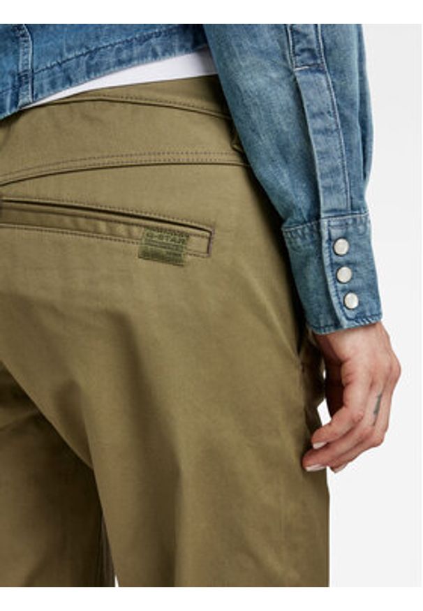 G-Star RAW - G-Star Raw Chinosy D22539-C072-B212 Zielony Boyfriend Fit. Kolor: zielony. Materiał: bawełna