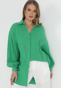 Born2be - Zielona Bawełniana Koszula o Długim Fasonie Oversize Atherene. Kolor: zielony. Materiał: bawełna. Długość: długie