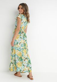 Born2be - Zielono-Beżowa Sukienka Vevera. Okazja: na co dzień. Typ kołnierza: dekolt w kształcie V. Kolor: zielony. Długość rękawa: krótki rękaw. Typ sukienki: proste. Styl: casual #4