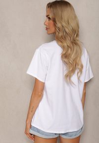 Renee - Biały Casualowy Bawełniany T-shirt z Nadrukiem z Przodu Risamae. Okazja: na co dzień. Kolor: biały. Materiał: bawełna. Wzór: nadruk. Styl: casual #5