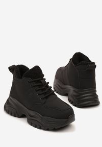 Renee - Czarne Trapery Sneakersy Vices na Platformie z Tłoczeniem Nirrise. Okazja: na co dzień. Kolor: czarny. Materiał: dresówka. Obcas: na platformie. Styl: casual #5
