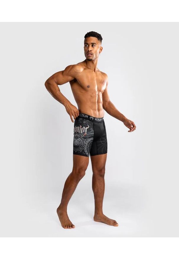VENUM - Venum Spodenki Vale Tudo Gladiator 5.0 Czarno-srebrne. Kolor: czarny