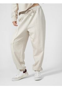 outhorn - Spodnie dresowe damskie - kremowe. Kolor: kremowy. Materiał: dresówka #4